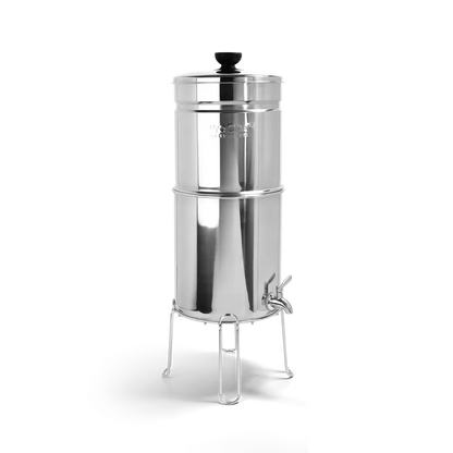 Polished Traveler+ with Stand | Countertop water filter